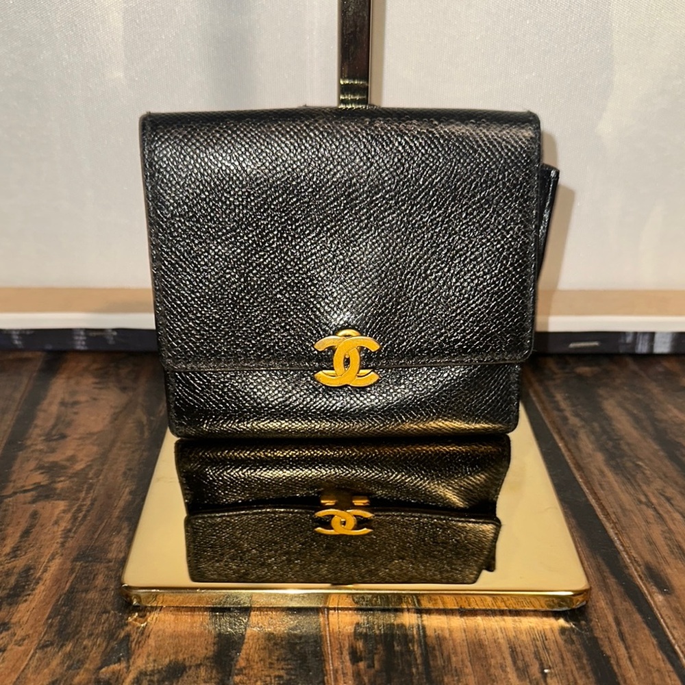 Chanel Black Leather Women's Bag - Picture 1 of 10